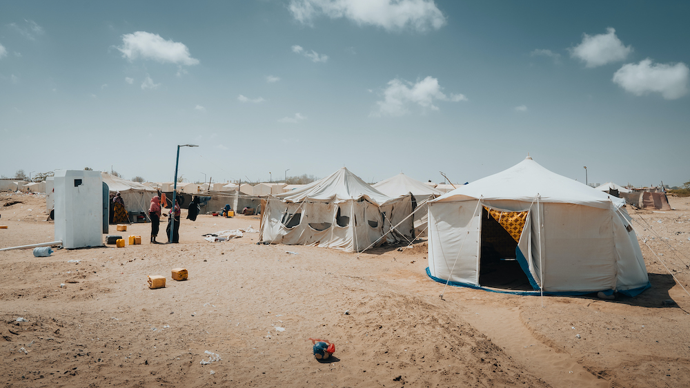 An IDP site in Yemen. (Photo: Ammar Khalaf / Concern Worldwide)