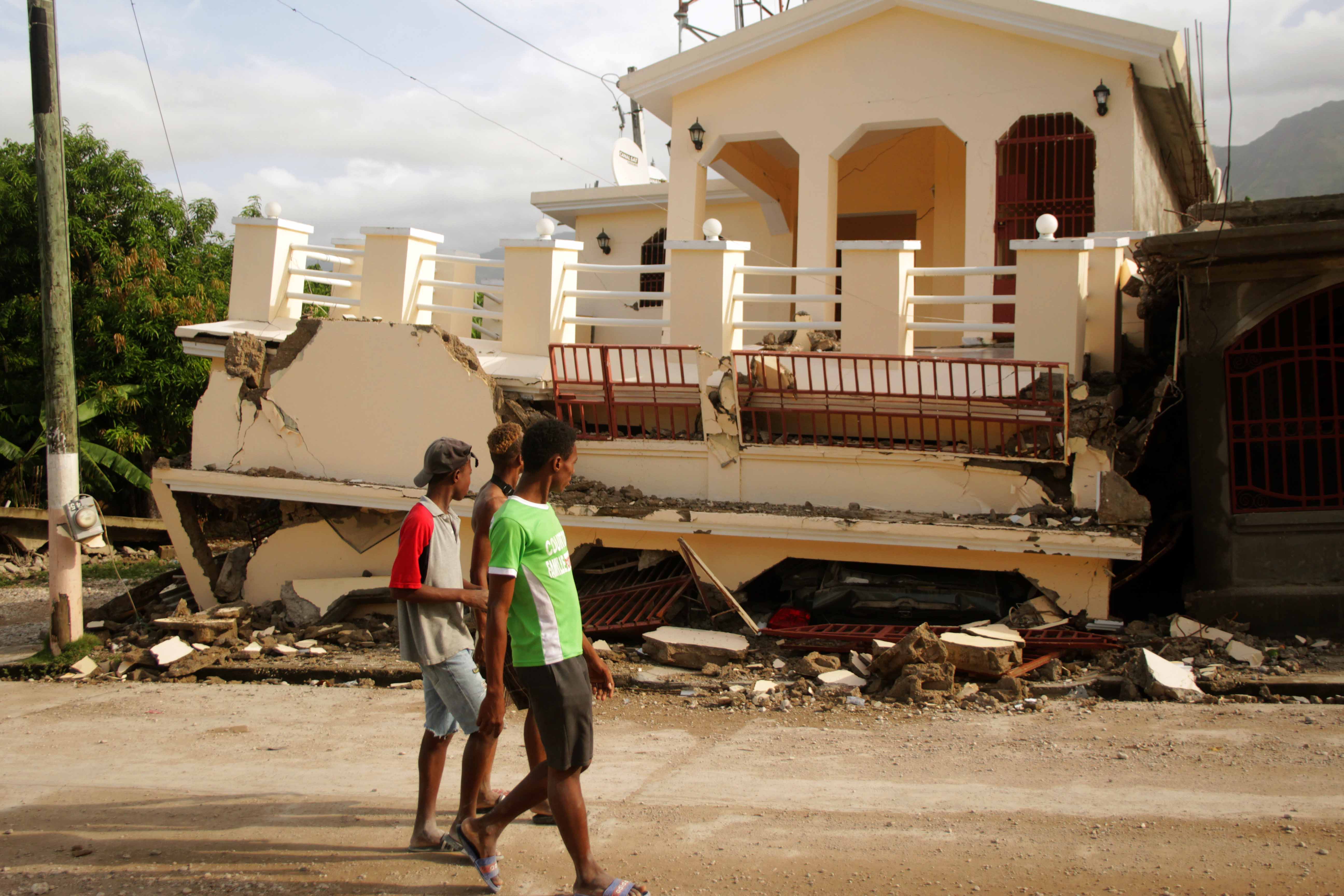 The 2021 earthquake destroyed thousand of homes. (Photo: Lucien Junior Telasmond / Concern Worldwide)