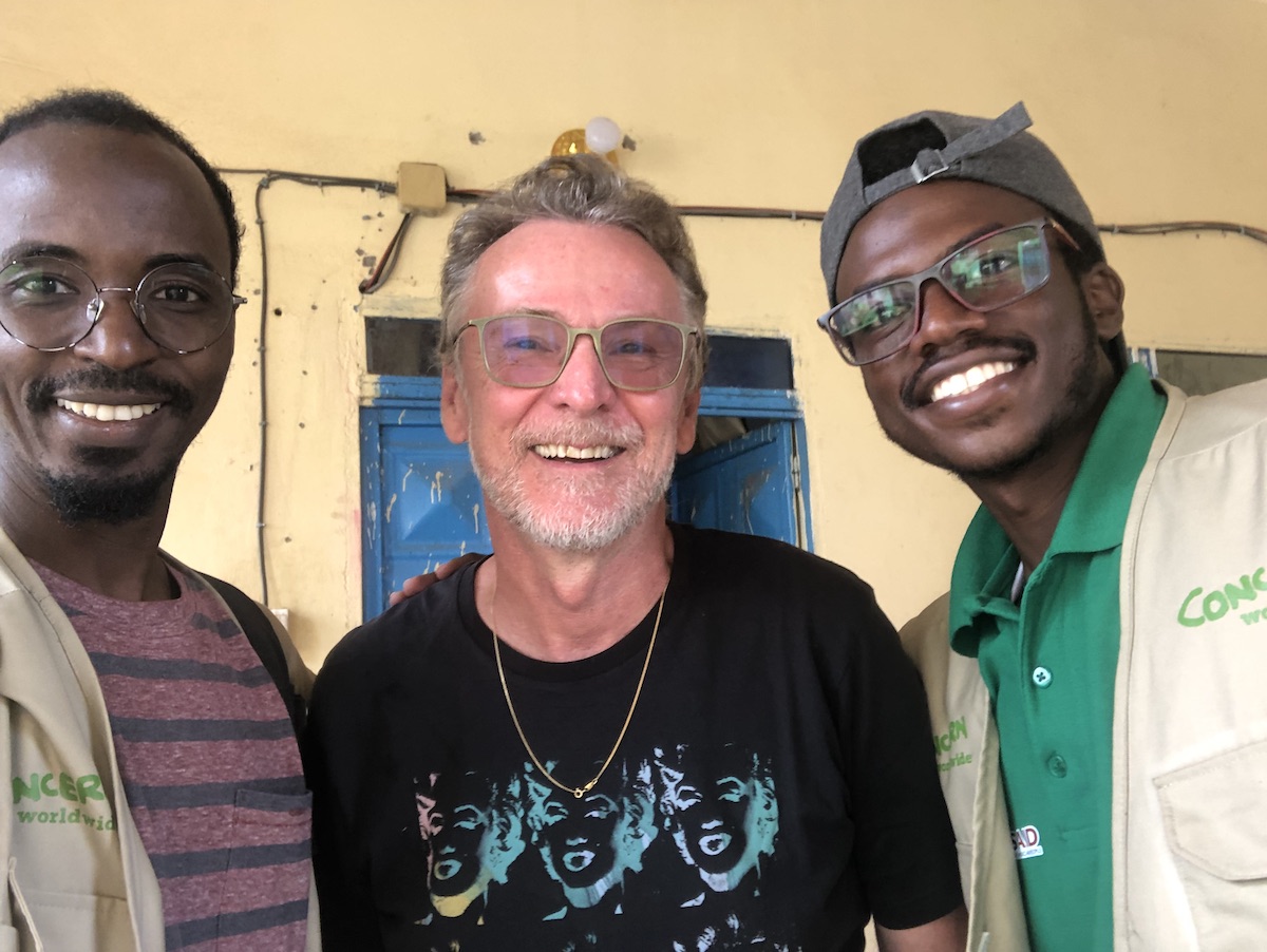 Hamdoon Abdalla (right) conducted a needs and security assessment with Haman Abassi (left) and Leo Roozendaal (centre), Country Director Surge Team, in Adré, Chad.