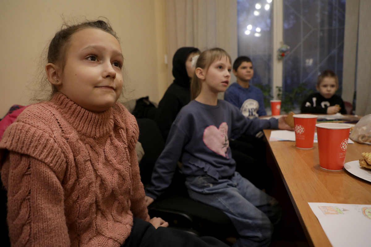 Psychosocial support sessions led for children and adults in Kharkiv, supported by Concern and facilitated by local partners. (Photos: Jon Hozier-Byrne/Concern Worldwide)