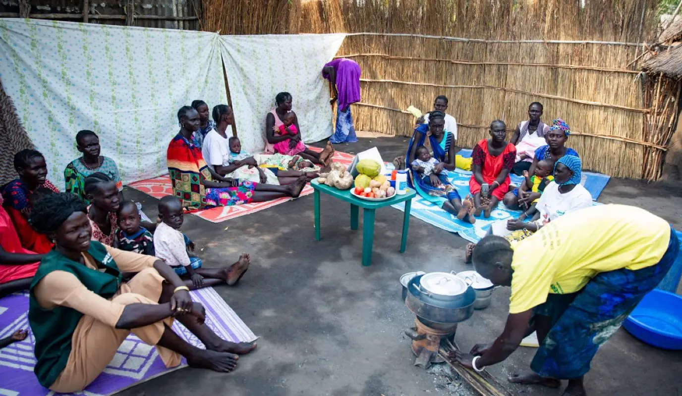 A cookery session in Ethiopia A cookery session in Ethiopia